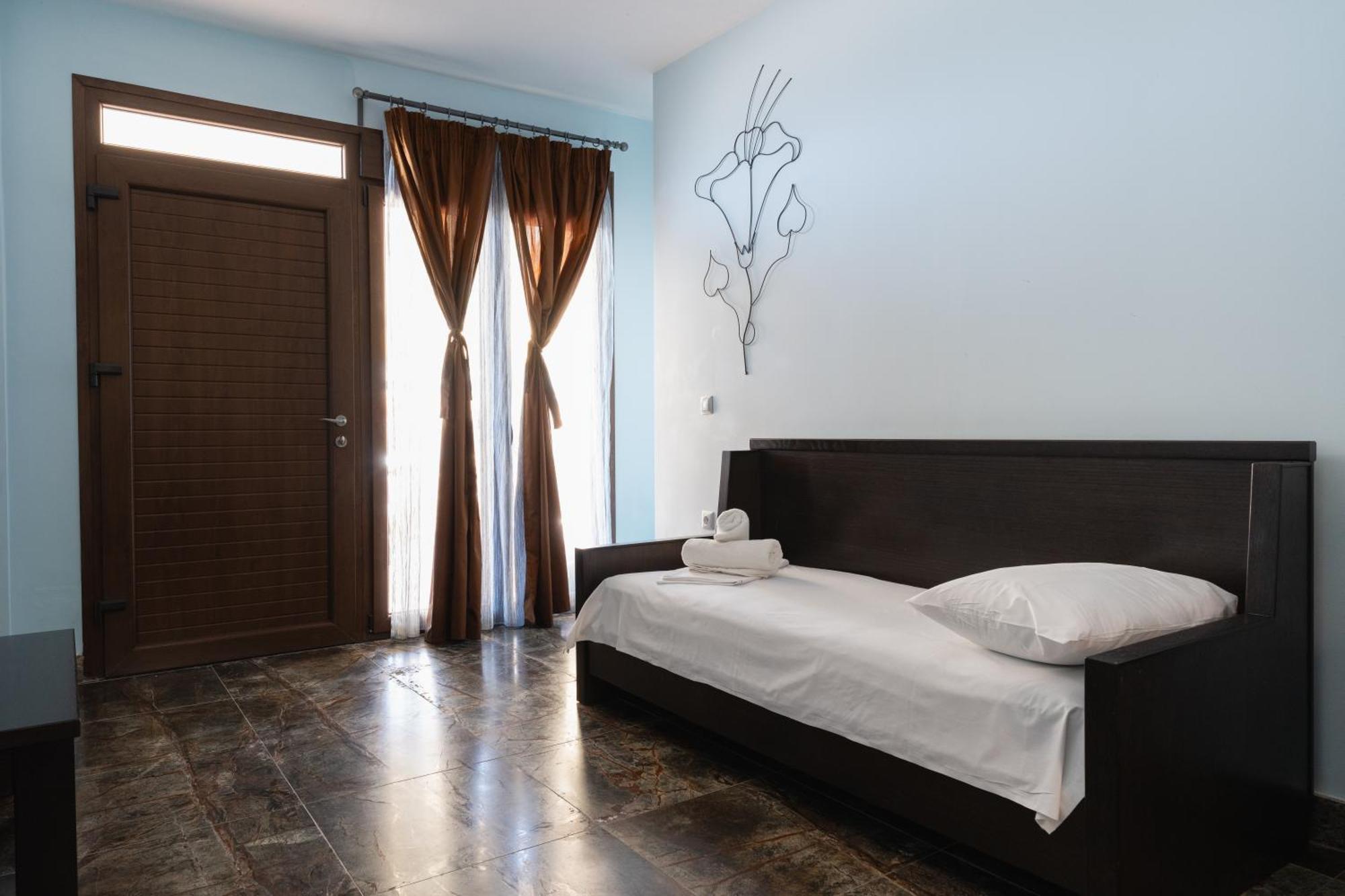 Hotel Makednos 尼基季 外观 照片