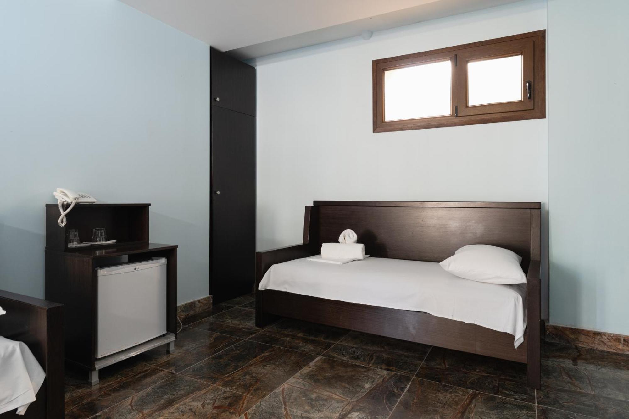 Hotel Makednos 尼基季 外观 照片